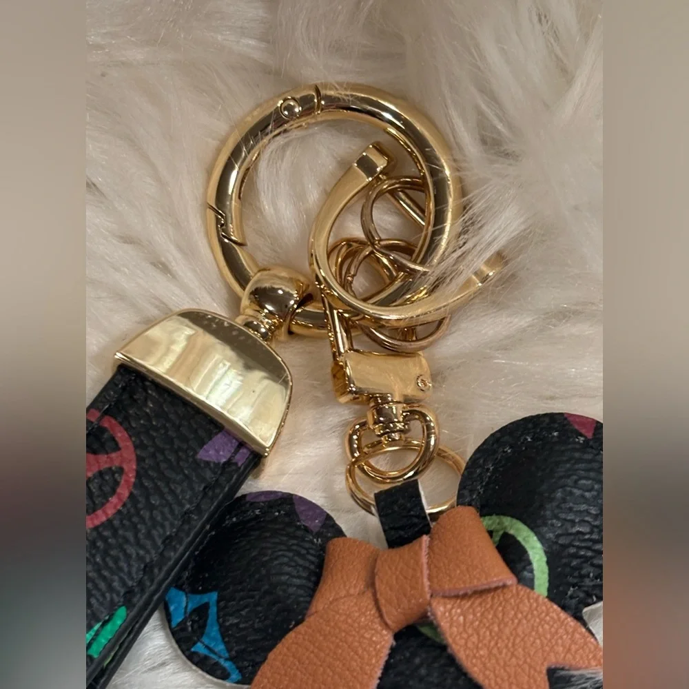 Mouse Faux Leather Keychain with screwdriver